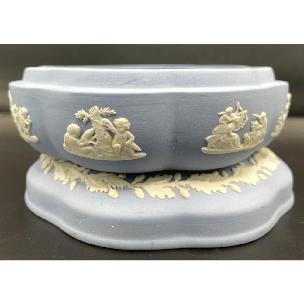 Vintage WEDGWOOD England Blue Jasperware AESCULAPIUS 5